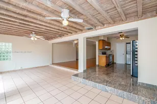 9441 Byron Ave, Surfside, FL 33154 - Photo 25