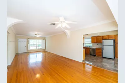 9441 Byron Ave, Surfside, FL 33154 - Photo 13
