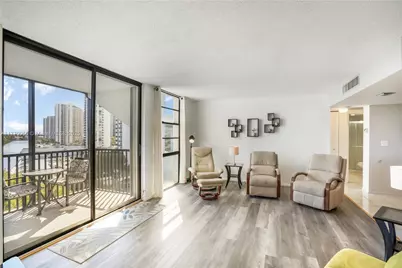 3475 N Country Club Dr #818, Aventura, FL 33180 - Photo 5