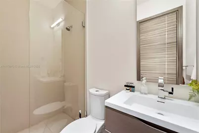 1400 Bayview Dr, Fort Lauderdale, FL 33304 - Photo 47