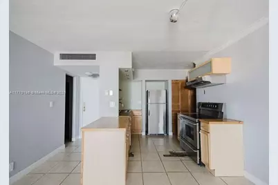 100 Golden Isles Dr #PH 9, Hallandale Beach, FL 33009 - Photo 7