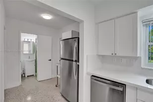 2125 Alamanda Dr, North Miami, FL 33181 - Photo 25