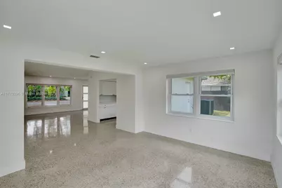 2125 Alamanda Dr, North Miami, FL 33181 - Photo 13