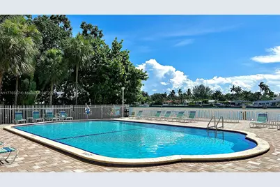 1455 N Treasure Dr #1R, North Bay Village, FL 33141 - Photo 23