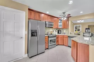 2343 SW 15th Pl, Deerfield Beach, FL 33442 - Photo 11