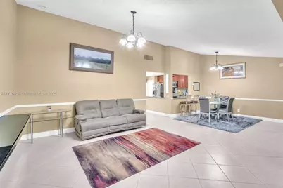 2343 SW 15th Pl, Deerfield Beach, FL 33442 - Photo 5