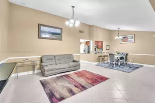 2343 SW 15th Pl, Deerfield Beach, FL 33442 - Photo 5