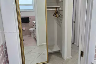 330 SE 2nd St, Hallandale Beach, FL 33009 - Photo 17