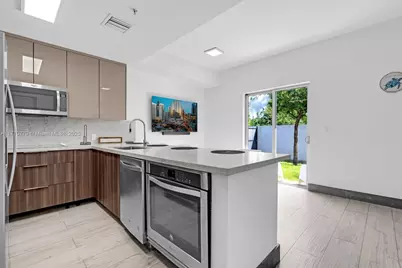 15450 NW 2nd Ave #15450, Miami, FL 33169 - Photo 17