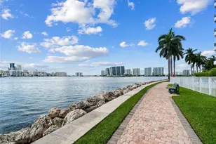 19195 NE 36th Ct, Aventura, FL 33180 - Photo 15