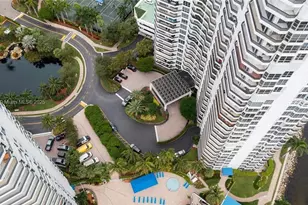 19195 NE 36th Ct, Aventura, FL 33180 - Photo 27