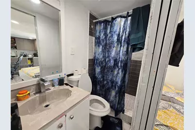 1011 NW 64th St, Miami, FL 33150 - Photo 45