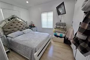 1011 NW 64th St, Miami, FL 33150 - Photo 17