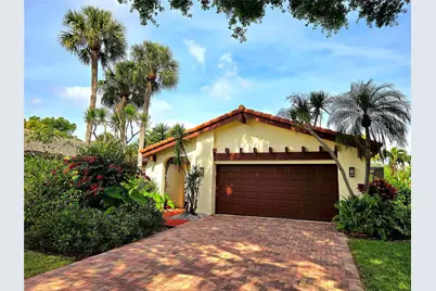 5645 Lakeview Mews Dr, Boynton Beach, FL 33437 - Photo 1