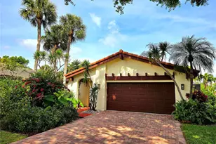 5645 Lakeview Mews Dr, Boynton Beach, FL 33437 - Photo 1