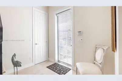 1307 SW 23rd Ct, Fort Lauderdale, FL 33315 - Photo 5