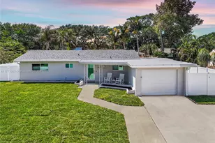 1990 NE 35th St, Lighthouse Point, FL 33064 - Photo 1