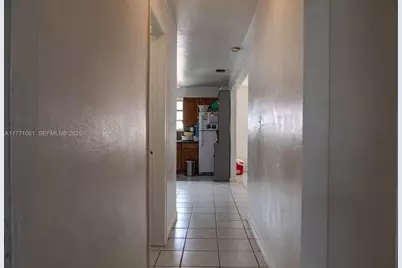 791 NW 22nd Pl, Miami, FL 33125 - Photo 23