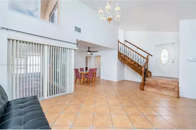 1007 NW 106th Ave Cir, Miami, FL 33172 - Photo 1
