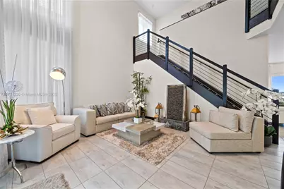 15742 NW 88th Ave, Miami Lakes, FL 33018 - Photo 5