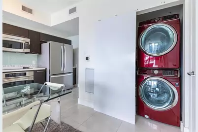 90 SW 3rd St #4103, Miami, FL 33130 - Photo 17