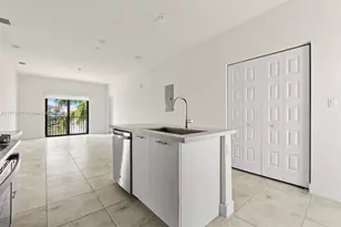 4636 NW 84th Ave, Doral, FL 33166 - Photo 5