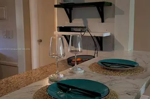 1530 NE 191st St, Miami, FL 33179 - Photo 7