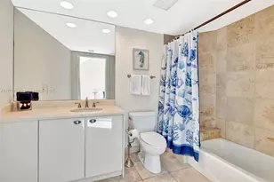 333 Las Olas Way, Fort Lauderdale, FL 33301 - Photo 35