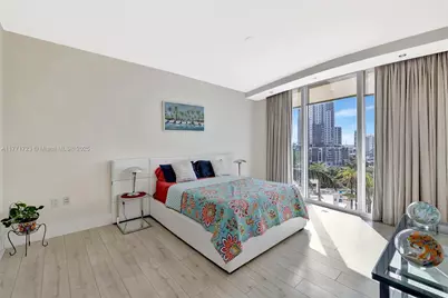 333 Las Olas Way #1007, Fort Lauderdale, FL 33301 - Photo 31