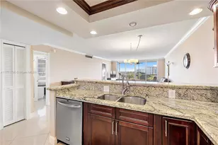 2940 N Course Dr, Pompano Beach, FL 33069 - Photo 11