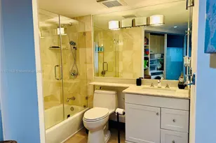 3600 Mystic Pointe Dr, Aventura, FL 33180 - Photo 21