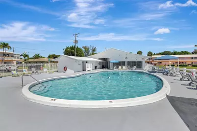 1012 SW 11th St #20N, Hallandale Beach, FL 33009 - Photo 7