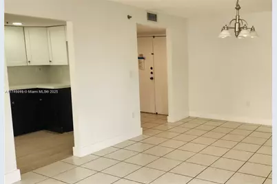 17890 W Dixie Hwy 318 Hwy #3, North Miami Beach, FL 33160 - Photo 13