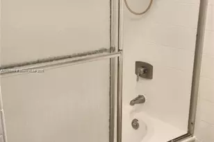 17890 W Dixie Hwy 318 Hwy, North Miami Beach, FL 33160 - Photo 21