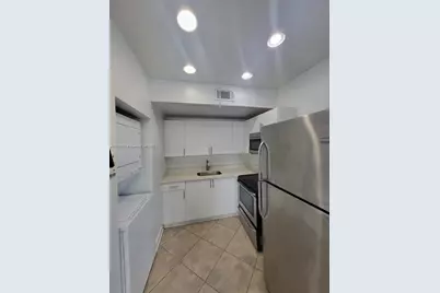 1008 Jefferson Ave #303, Miami Beach, FL 33139 - Photo 7