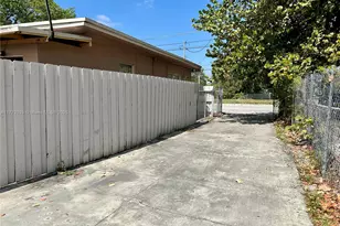 1940 Ali Baba Ave, Opa-Locka, FL 33054 - Photo 23