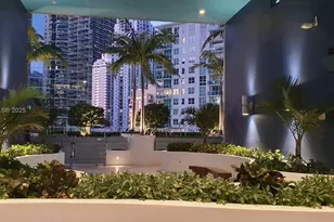 1300 Brickell Bay Dr, Miami, FL 33131 - Photo 17