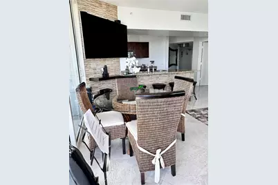 19900 E Country Club Dr #1012, Aventura, FL 33180 - Photo 17