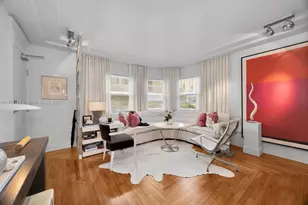 6911 Bay Dr, Miami Beach, FL 33141 - Photo 13