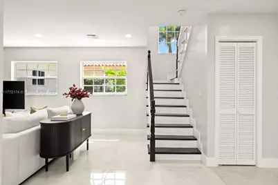 911 SW 57th Ave #911, Coral Gables, FL 33144 - Photo 9