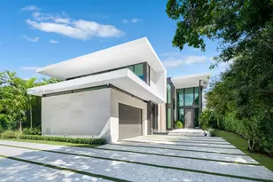 5515 Pine Tree Dr, Miami Beach, FL 33140 - Photo 5