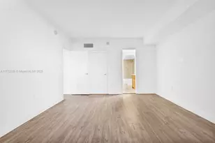 10275 Collins Ave, Bal Harbour, FL 33154 - Photo 9