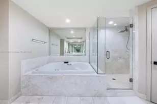 1331 Brickell Bay Dr, Miami, FL 33131 - Photo 25