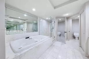 1331 Brickell Bay Dr, Miami, FL 33131 - Photo 23