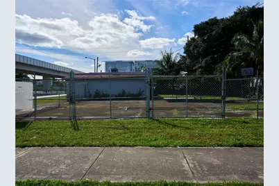 5832 NW 27th Ave, Miami, FL 33142 - Photo 9