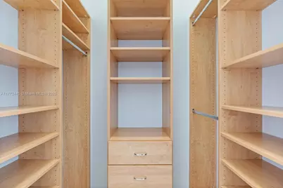 495 Brickell Ave #2203, Miami, FL 33131 - Photo 17