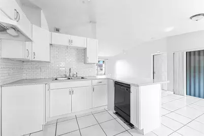 13670 SW 283rd Terrace, Homestead, FL 33033 - Photo 5