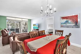 4898 NW 29th Ct, Lauderdale Lakes, FL 33313 - Photo 15