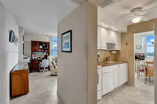 3113 S Ocean Dr, Hallandale Beach, FL 33009 - Photo 19