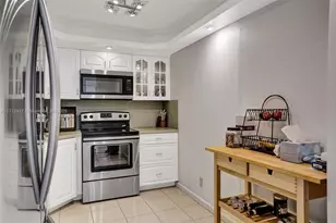 3180 S Ocean Dr, Hallandale Beach, FL 33009 - Photo 5